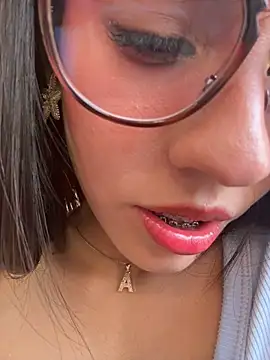 Alejandra_ospina - FINGER ASS+DOMI INSIDE NO MERCY BIG CUM