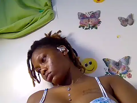 Missprettydoll - show feet