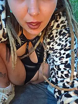 Bitch_Marley - Last tip blowjob + doggy outdoor video