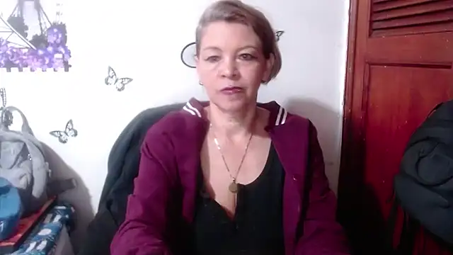 Electra-mommy - boobs