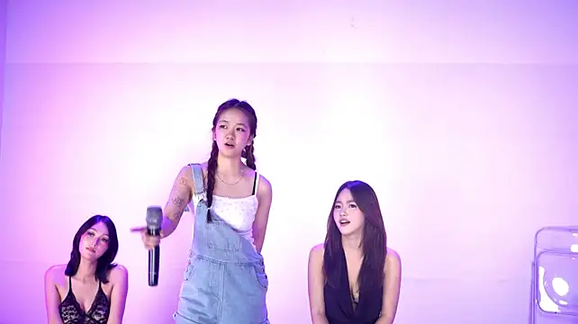 Velvet--girl - 🍑🧴Twerk Floor Dance✨