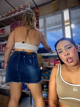 Sammyqueenx21 - let stranger spank our ass touch boobs