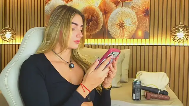 Maryy_campbell_ - Fuck yourself + fingers!