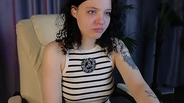 LucettaAnselmo - spank ass to be red