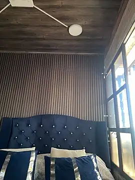Chanel_Win - dance sexy x5 min without clothes