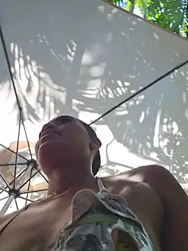 Brenda_Brie_ - WALK ARROUND NAKED + Toy control x2mn🕹️