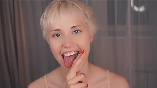 HattieSkay - punish my tits