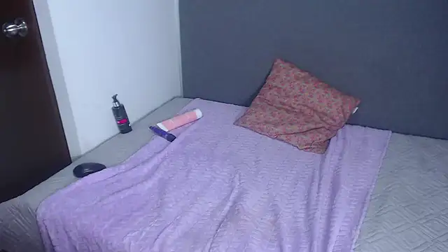 Cataleya_smt - show hole finger ass