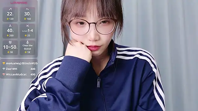 Nancy-A1 - 大厅脱内衣一分钟