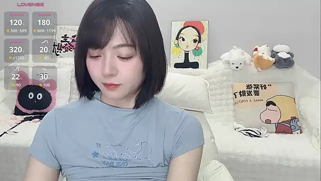 Lucy-8 - 透透衣服+乳夹（脱内衣）2分钟控制