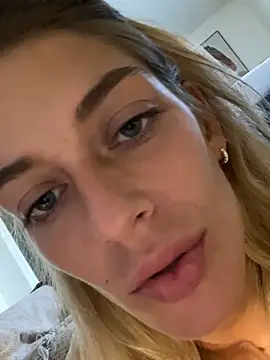 Bellalolahot - Doigtages pussy squirt fontaine