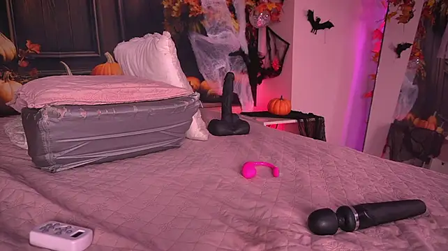 Sarakaisy - I like what I see of Sarak 🥵🥵😈😈