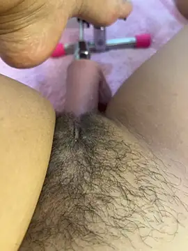 Sweet_shadil_ - Pull out tits, squeeze nipples