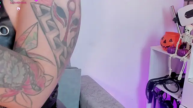 NinaInk - lush in ass and 3 min control