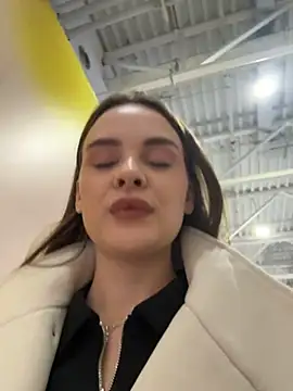 KristiRich - show tits two girl and play💦