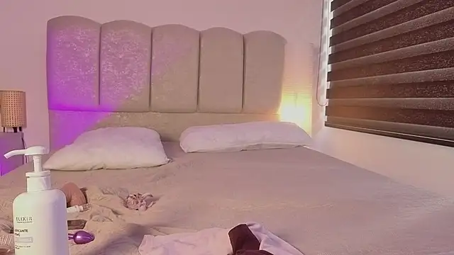 Evaa_Jonness - RIDE MY BIG DILDO