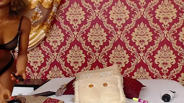 AmaraaEvans - masturbation with toy 💦💦