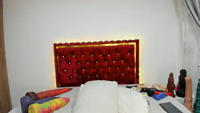 Charlloteevans_X - BIG TOY BOTTLE ANAL