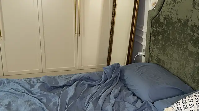 Tella_dream - Cameltoe