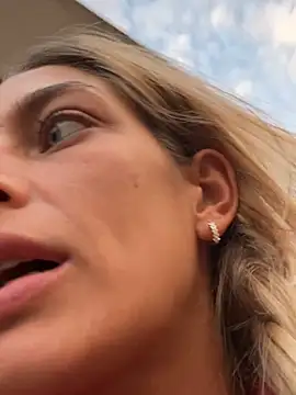 Bellalolahot - Doigtages pussy squirt fontaine