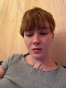 IceMur - dildo in pussy