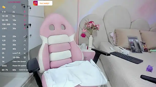 BabyAngel18_ - fill my beautiful pink pussy with milk