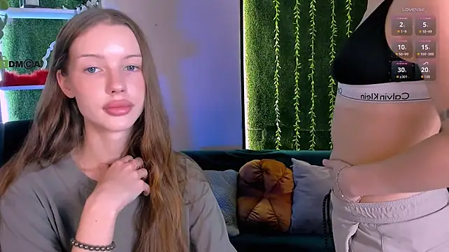Khloebeauty - flash ass