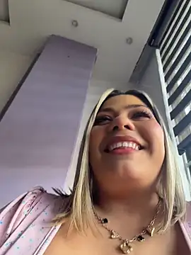 Isabella_horney_ - TIT JOB IN PUBLIC WINDOW