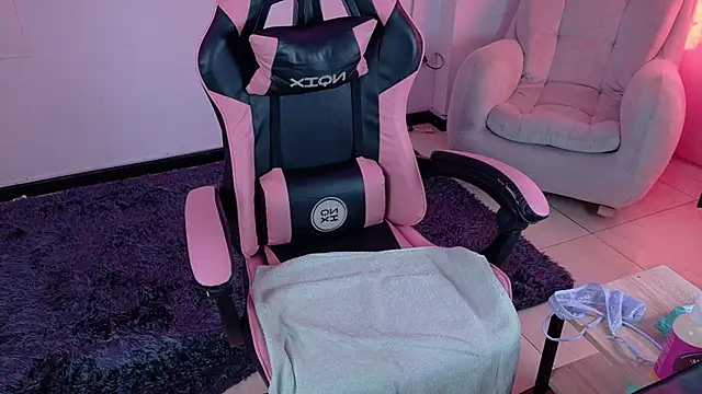 NahomyEvans - Blowjob 💜