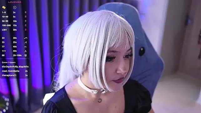 Bella-Franco - SPREAD PUSSY CLOSE UP