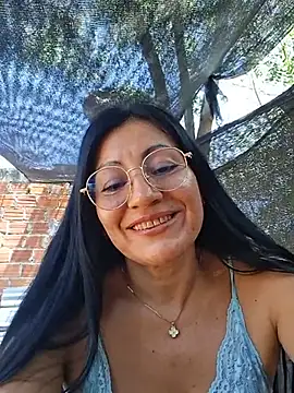 Maturexxxnaughty - A stranger grabs my pussy on the street.