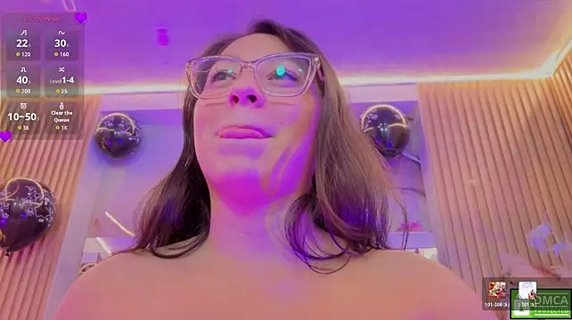 JENAYE_TAY