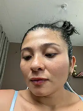 Guadalupe_Lopez - DOGGY AND FINGERING ASS