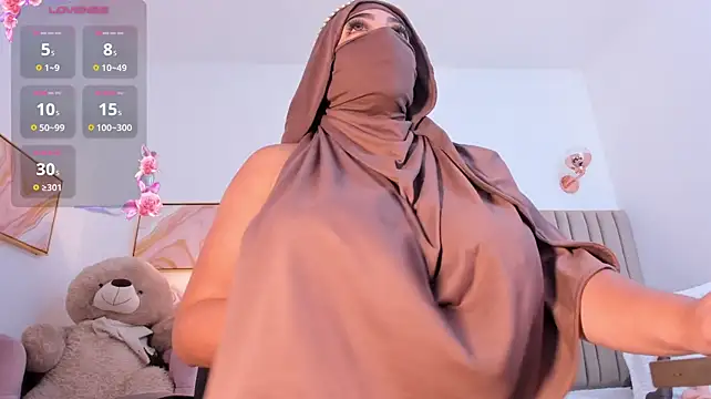 _malih_ - Full naked + spanks ass hard:ass::fire: