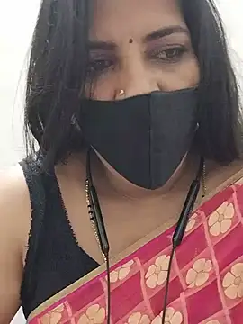 Tamil-HoneyQueen - Too buy gold bangles