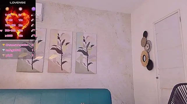 Flavia_cruz - DOMI ON THE CLIT WHILE FUCK MACHINE ON