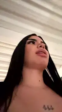 VioletEvanzz - domi for 10 min + squit💦