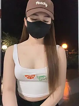 My_Melodyy - Make me cum pussy wet in public garden