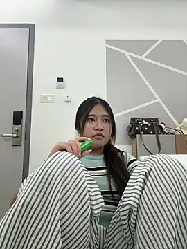 Cheekkk - Play pussy and cum