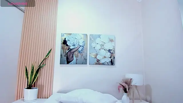 Sensual_Sophie_ - TWO FINGERS IN PUSSY
