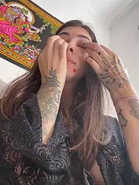Fer-nanda - Mostrar peito
