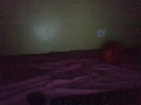 Juicy_boobie - welcome to my room guys.naked body