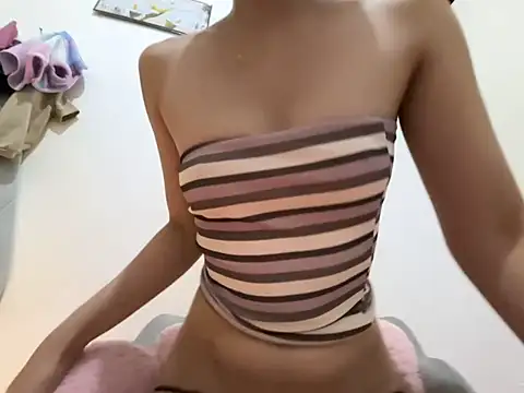 Aurys_13 - Play pussy using dildo 🥵🥵