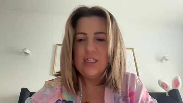 MsBelleWarick - Domi Control 3 mins