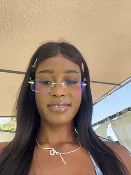 CocoaLuxeXXX - FINGERING PUSSY CLOSE UP
