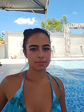 SAMY_AND_ARI - One girl finger ass