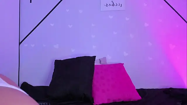 Amy_Andersonn