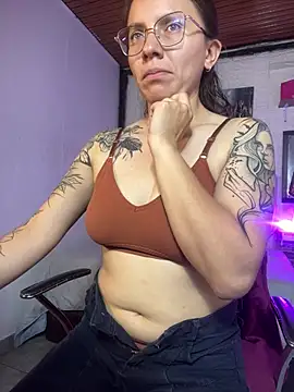 Karlamorris_ - a good blowjob on your dick
