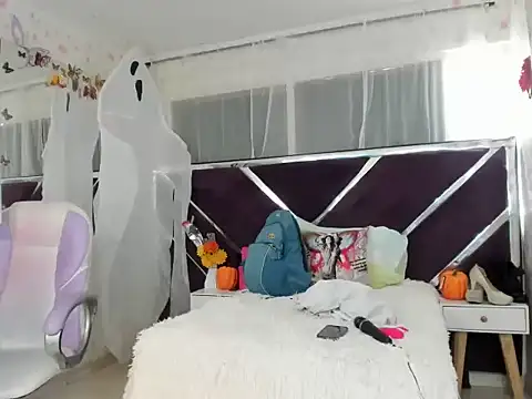 Sofia_thomson_ - control domi x 3 min