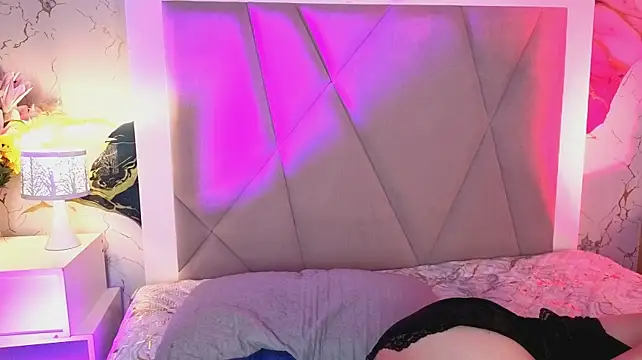 Sienna_Desiree - spank ass in doggy style